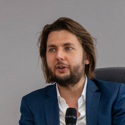 Prof. Tacik